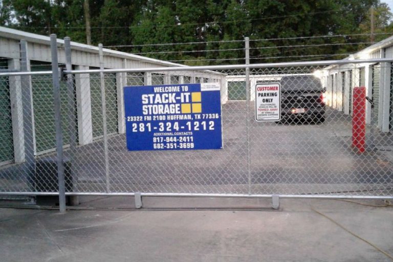 Chain link fence completed security gate project