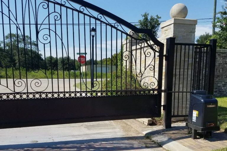 Cypress TX Driveway Gate Completed Cypress TX driveway gate project