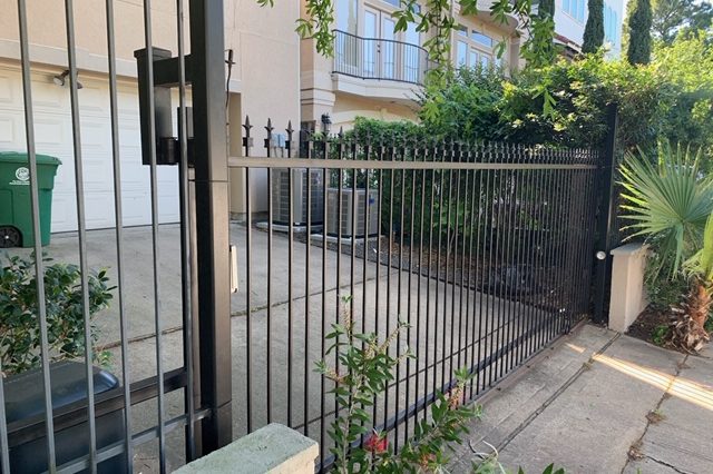 Driveway Gate 77007 Houston