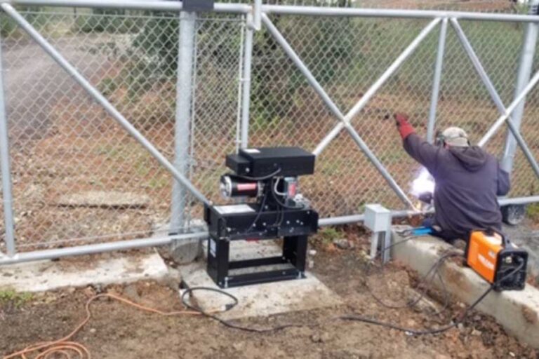 Gate opener install in Willis TX.