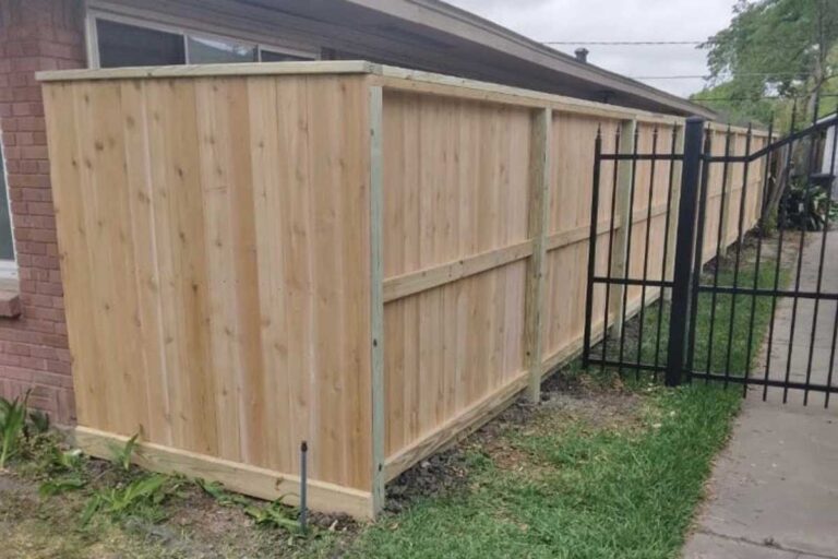 Cedar fence 77035 completed project.