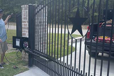 Running diagnostic on an electric driveway gate.